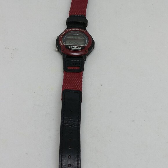 Casio Illuminator LW-22H Women's 34mm Burgundy Resin Digital Watch - Picture 6 of 11